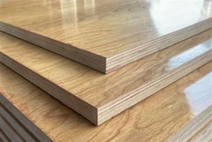 Preglejková doska potiahnutá UV žiarením